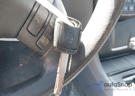 2004 Honda Accord 2.4 Lx z USA, uszkodzony, nr VIN 1HGCM56334A170614